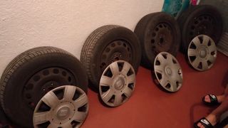 Dos juegos de ruedas de 16