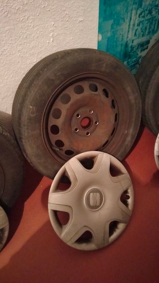 Dos juegos de ruedas de 16