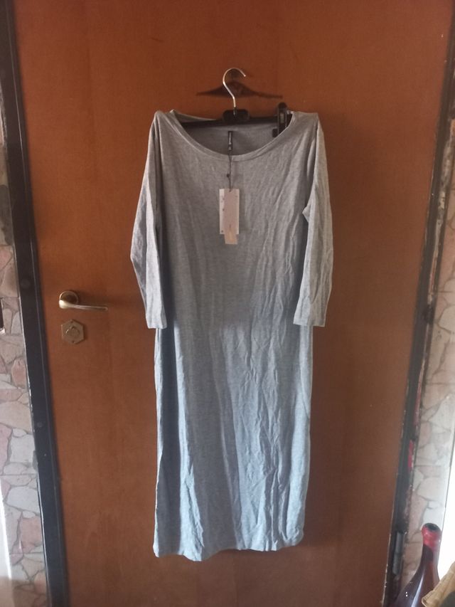 Vestito lungo grigio