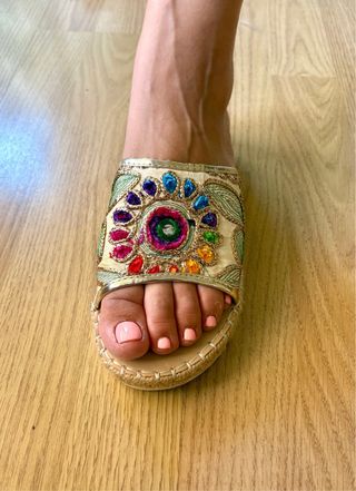 Sandalias Pezzano bordadas multicolor