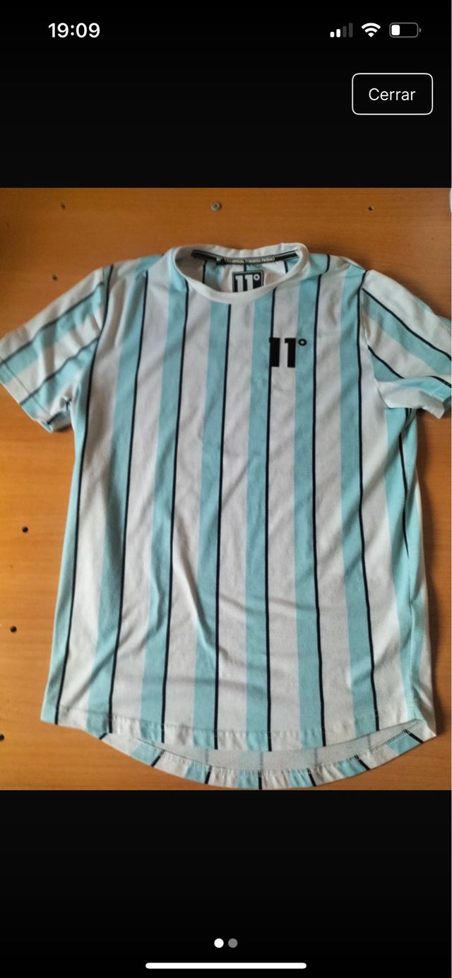 Camiseta 11° rayas azul-blanca