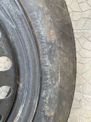 Pneumatico 245/65R18 usato
