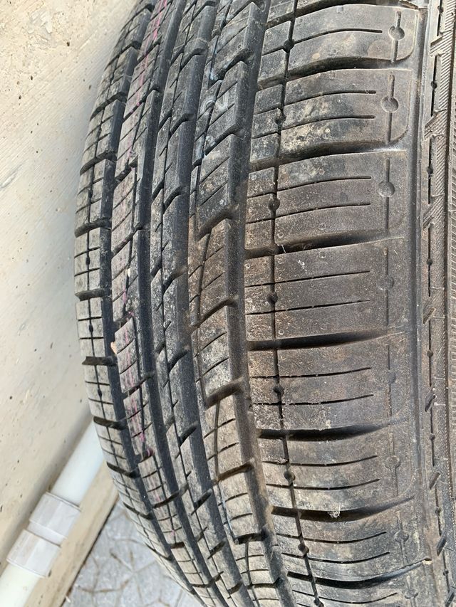 Pneumatico 245/65R18 usato