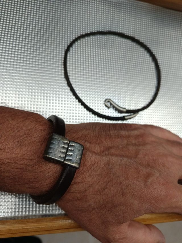 Pulsera y collar cuero marrón