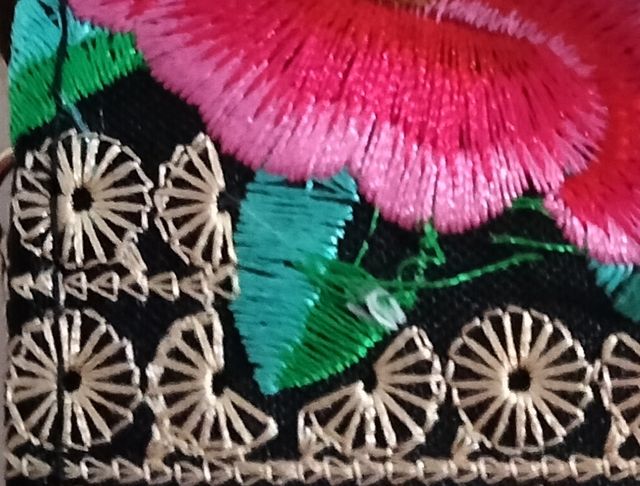 Pochette Ricamata Fiori - Borsa Nera