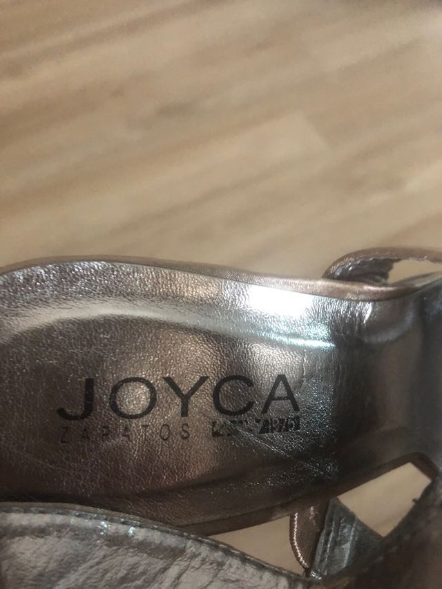 Sandalias Joyca beige + bolso