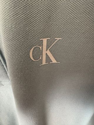 Polo Calvin Klein niño - celeste - talla 6