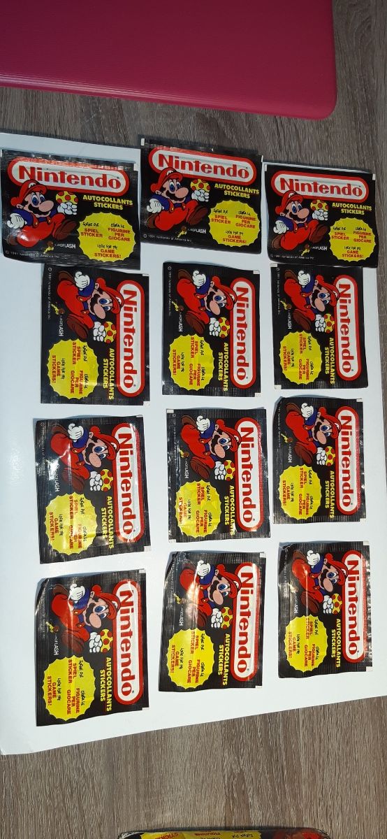 Sticker Nintendo sigillati