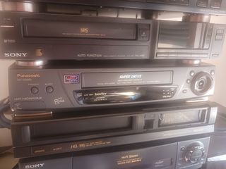 VHS Panasonic NV-HD680