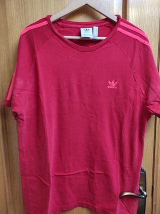 Camiseta Adidas roja manga corta