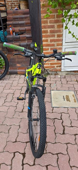 Bicicleta Rockrider ST 100 - Verde