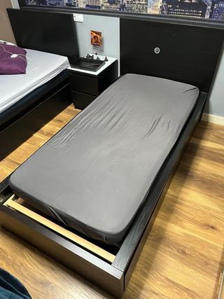 Doble cama individual negra - madera