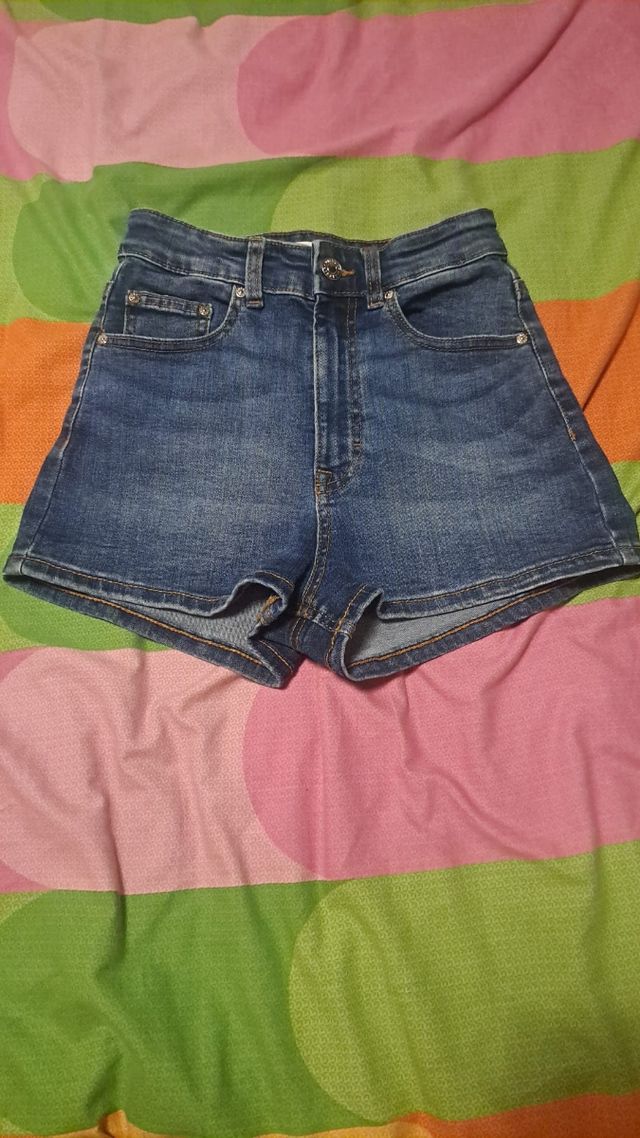 Shorts vaqueros Pull & Bear elásticos