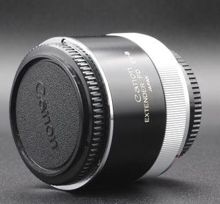 Canon Extender FD 2x-B: ¡Duplica tu Alcance!