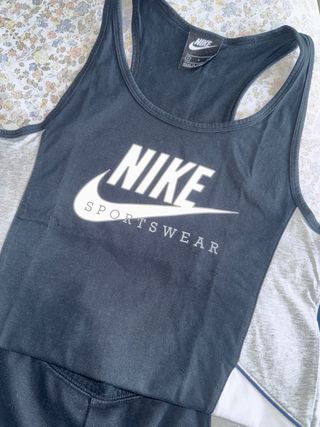 Conjunto Nike sportswear S