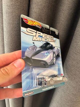Hot Wheels Pagani Zonda R Premium