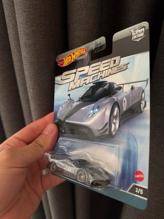 Hot Wheels Pagani Zonda R Premium
