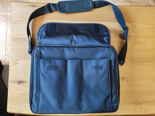 Maletín portátil 15" - Negro