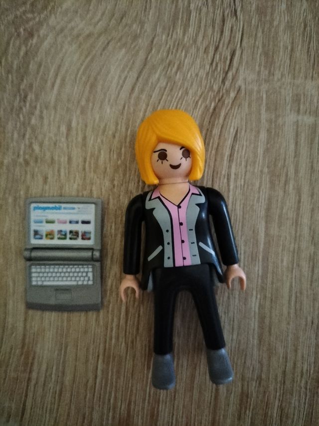 Playmobil Mujer Oficina serie 8 chicas
