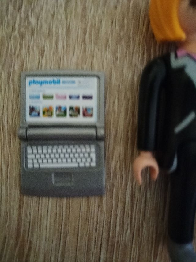 Playmobil Mujer Oficina serie 8 chicas