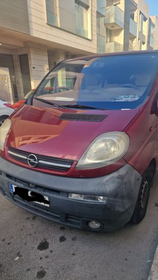 Opel Vivaro 2005