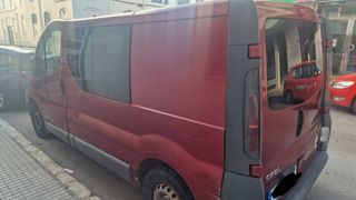 Opel Vivaro 2005