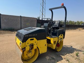 Rulo compactador de 3000kl BW 100 AD-3
