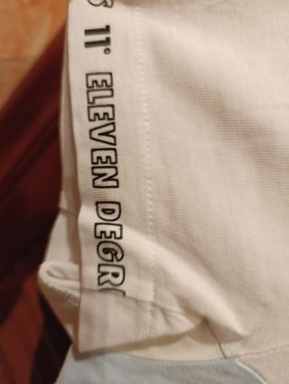 Camiseta Eleven Degrees XS - Azul/Blanca