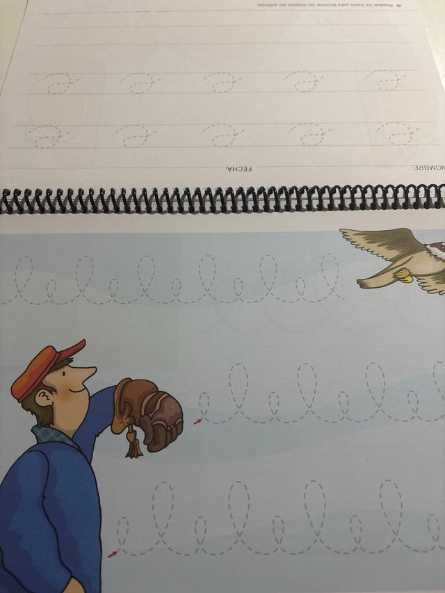 Cuaderno 4 de Grafomotricidad (Spanish Edition)