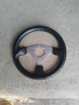 Volante O.B.A de cuero italiano