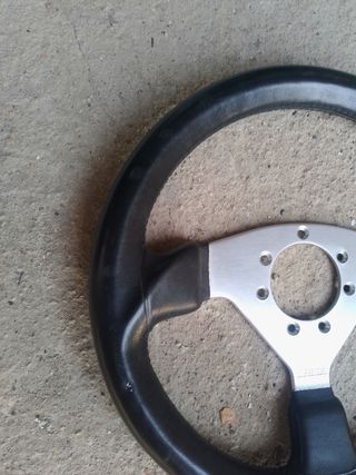 Volante O.B.A de cuero italiano