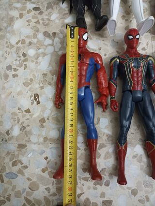 8 Muñecos Marvel y Star wars