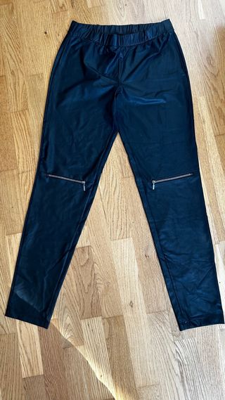 Leggings negros efecto cuero