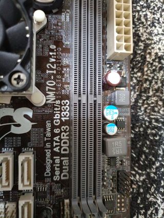 Placa base ECS H61H2-M2