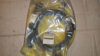 VEHICULOS CLASICOS, PIEZAS VARIAS (2)