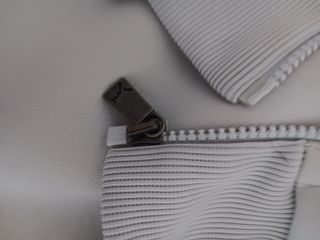 Chaqueta Puma gris y roja