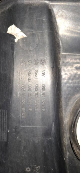 Tapa motor Seat TDI 
Modelo: 038103925EL