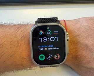 Apple Watch Ultra 2 - Plata