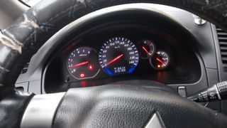 Mitsubishi Grandis 2007