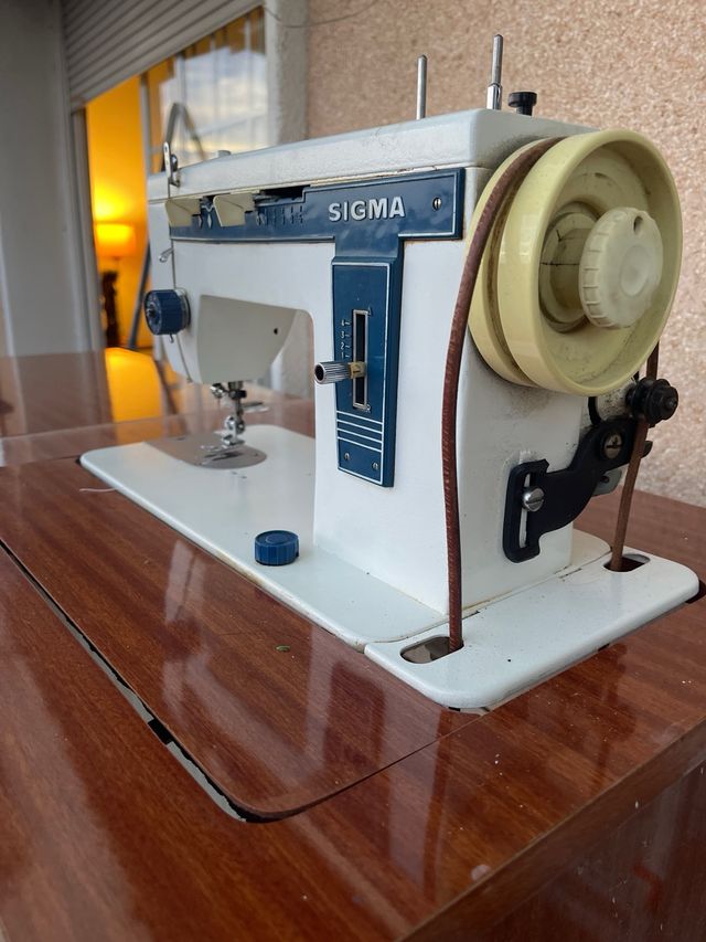Máquina coser Sigma Antigua