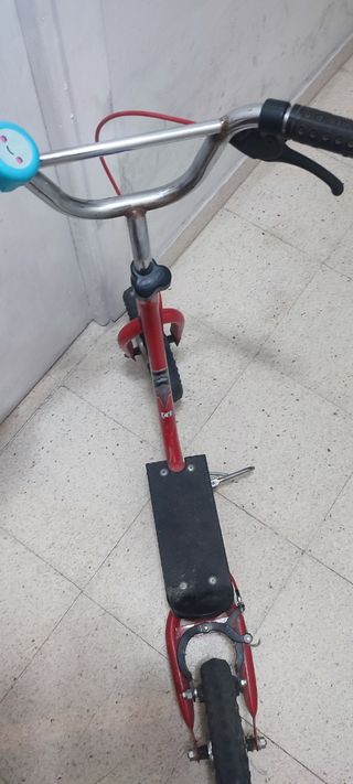 Patinete infantil WheelTock rojo