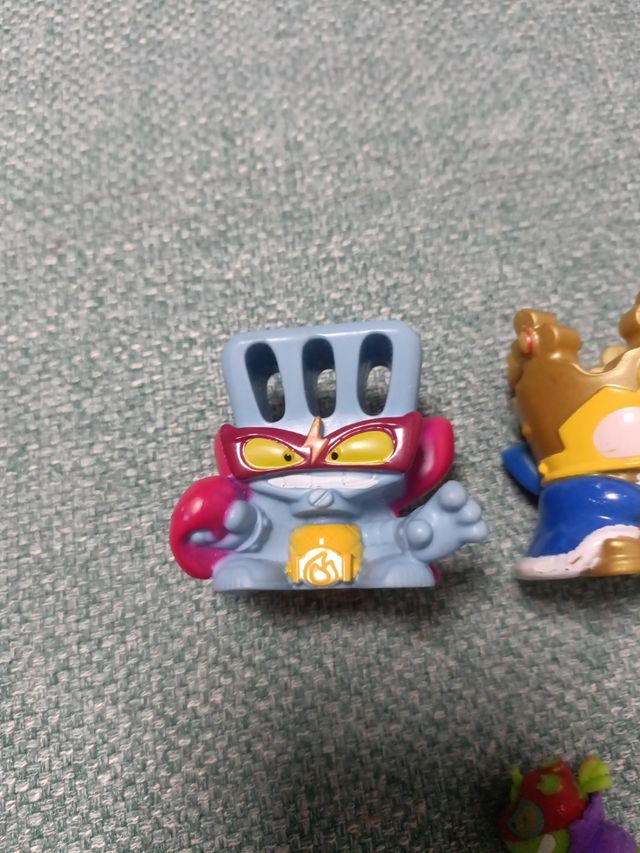 2 SuperThings: Chef & Rey