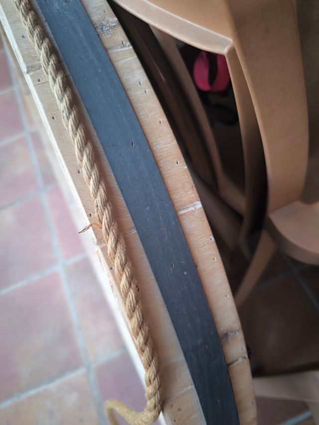 Espejo redondo madera antigua.