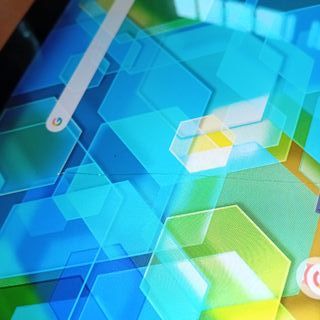 BQ Edison 3 - Tablet negra (pantalla dañada)