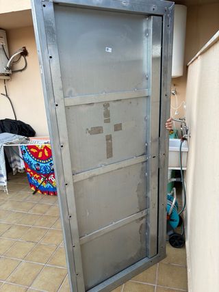 Puerta antiokupa blindada esta en Almuñécar