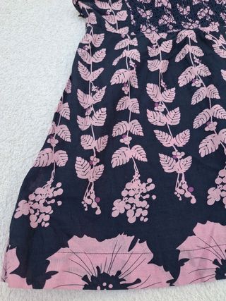 Blusa T S. Sin usar. Medidas en descripción