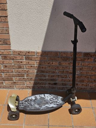 Patinete 4 ruedas adulto