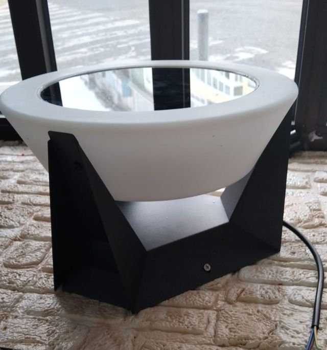 Luz solar exterior - Lámpara de jardín