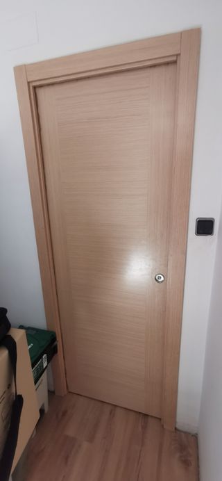 Puerta corredera madera
