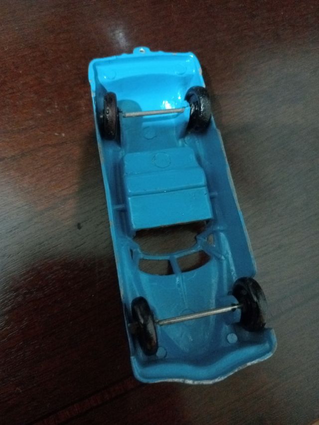 Coches clásicos vintage metal